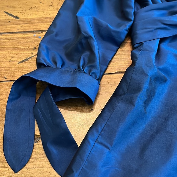 Women’s dress - Picture 6 of 7